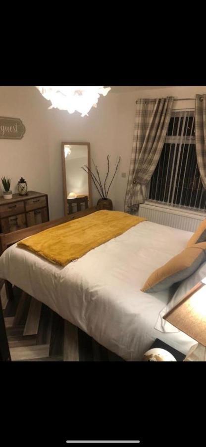 Lovely Ground Floor Apartment With Easy Parking. Belfast Exterior foto